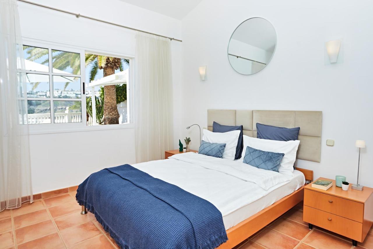 Stunning Villa With Breathtaking Ocean View Mogán エクステリア 写真